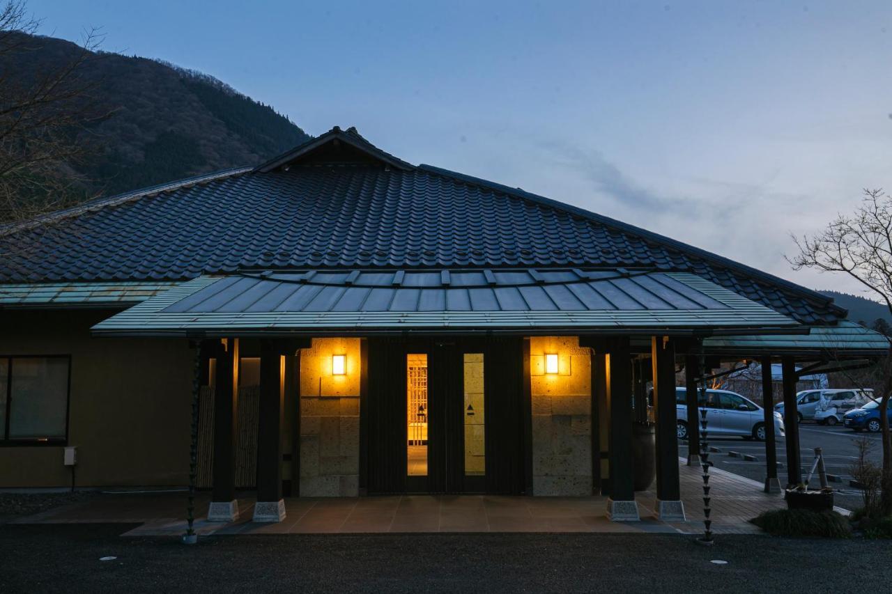 Hotel Baien Oita Esterno foto