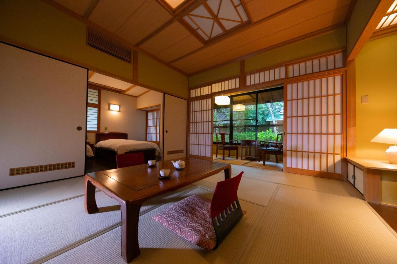 Hotel Baien Oita Esterno foto