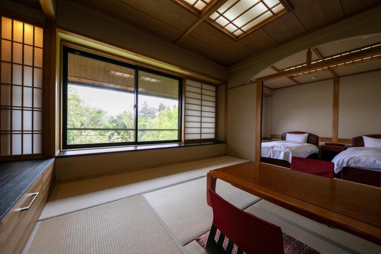 Hotel Baien Oita Esterno foto