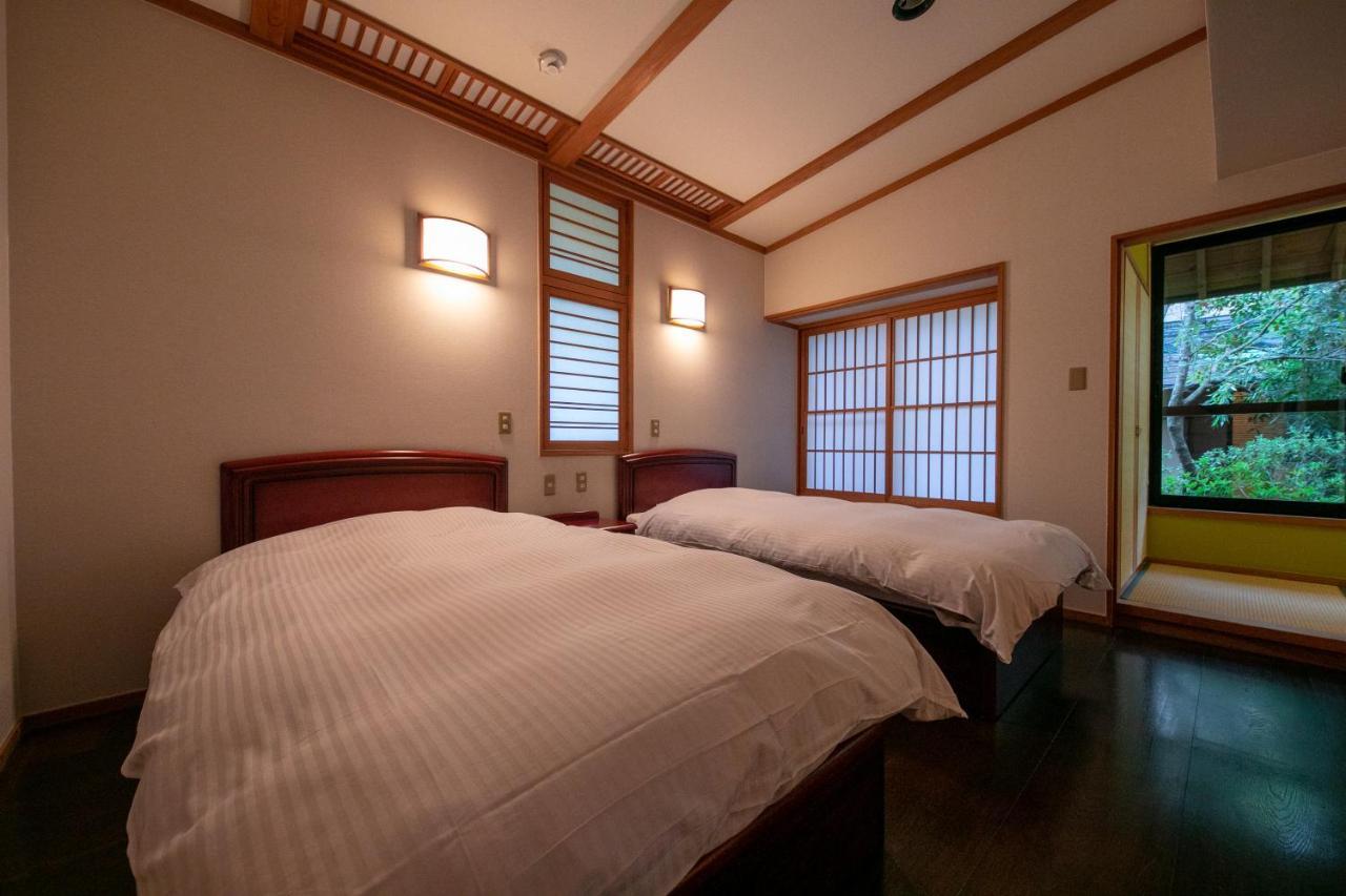 Hotel Baien Oita Esterno foto