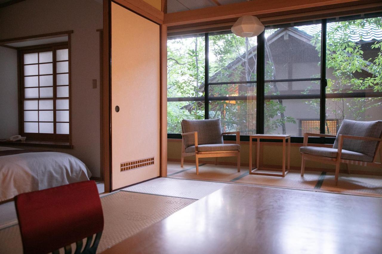 Hotel Baien Oita Esterno foto
