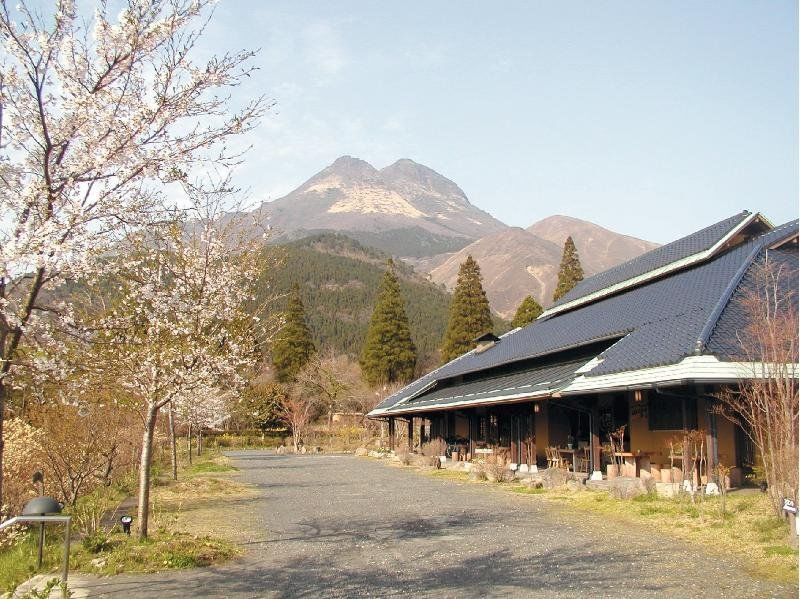 Hotel Baien Oita Esterno foto