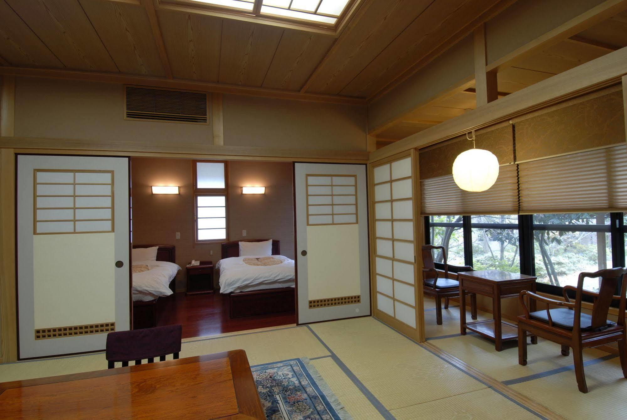 Hotel Baien Oita Esterno foto