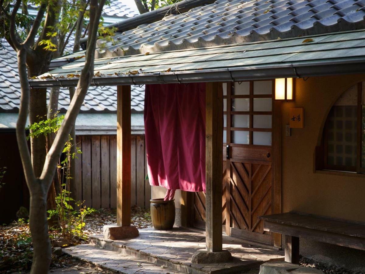 Hotel Baien Oita Esterno foto